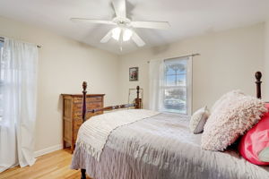 N 88th St-017