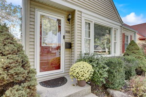 N 88th St-004