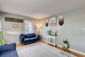 N 88th St-007
