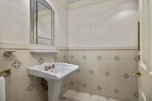 Guest Bedroom 5 Bath