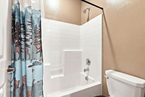  Photo 41