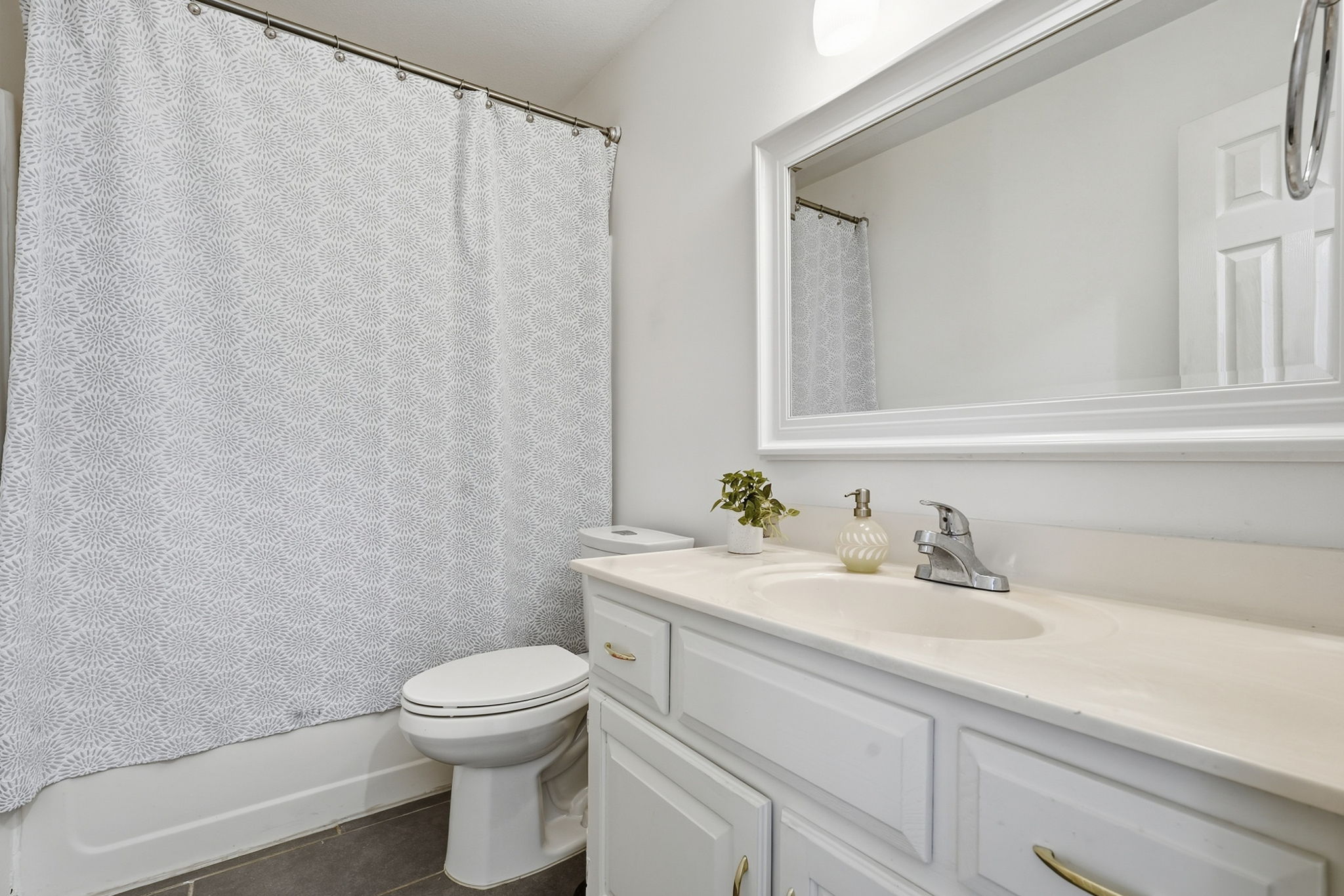 21 Bathroom