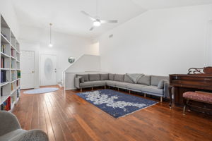 07 Living Room 2