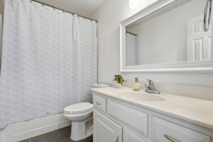 21 Bathroom