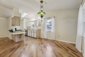 Brigadoon Cir-S0111-013.jpg