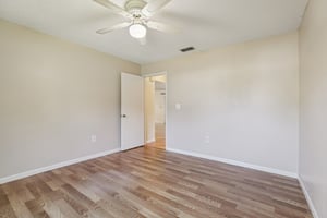 Brigadoon Cir-S0111-020.jpg