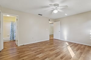 Brigadoon Cir-S0111-026.jpg