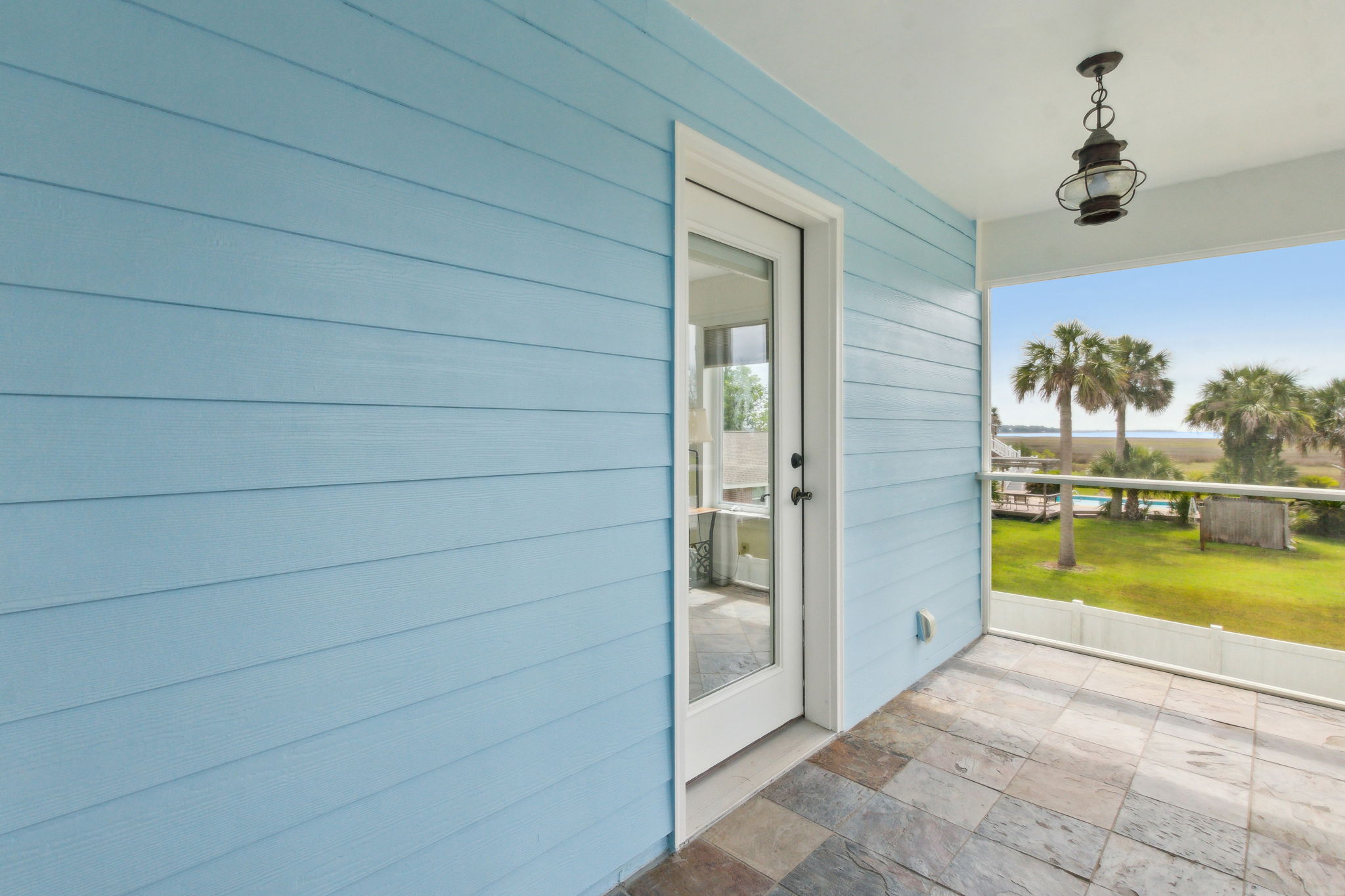 Balcony Entryway
