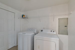  Photo 30