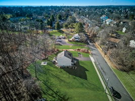 E Summit Ave-054