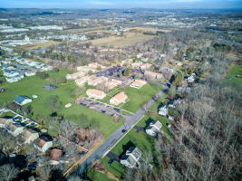 E Summit Ave-060