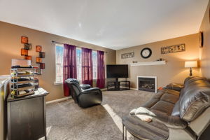 E Summit Ave-020