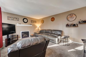 E Summit Ave-023