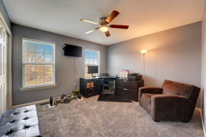 E Summit Ave-035