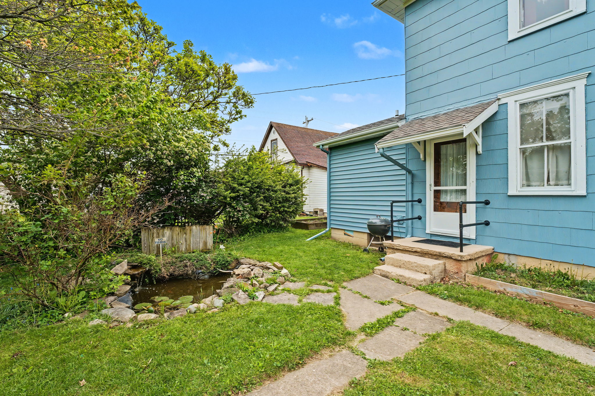 Side yard/ koi pond