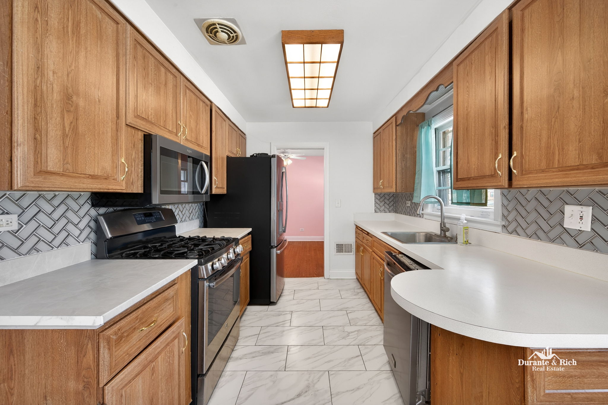 304 Golf Rd, Mount Prospect, IL 60056_BR_4.ajpg