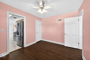 304 Golf Rd, Mount Prospect, IL 60056_3