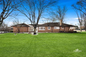 304 Golf Rd, Mount Prospect, IL 60056_BR_13