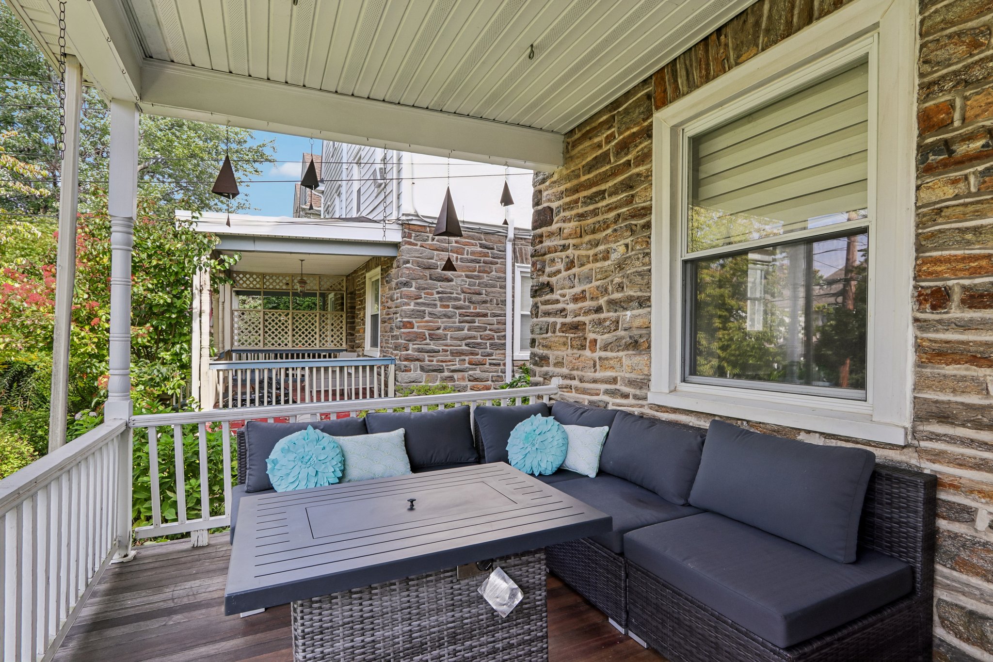 Hillside Ave-S1009-008.jpg