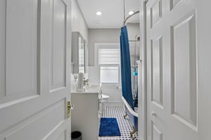 Hillside Ave-S1009-027.jpg