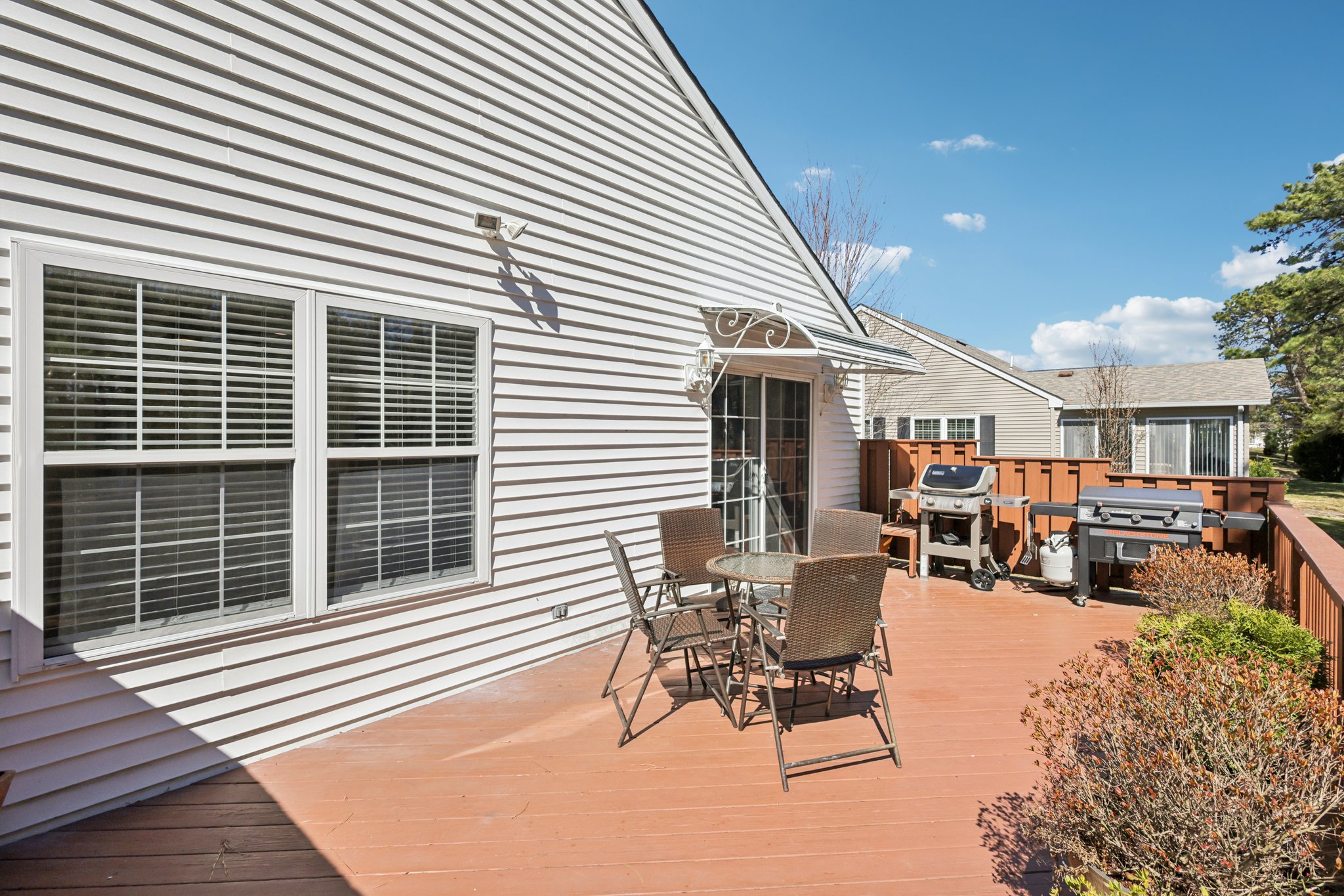 Jamaica Blvd-S2503-042.jpg