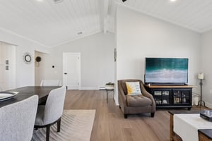 Jamaica Blvd-S2503-012.jpg