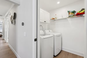 Jamaica Blvd-S2503-028.jpg