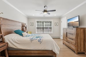 Jamaica Blvd-S2503-032.jpg