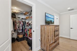 Jamaica Blvd-S2503-035.jpg