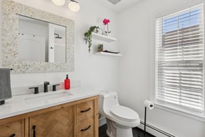 Jamaica Blvd-S2503-036.jpg