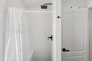 Jamaica Blvd-S2503-037.jpg