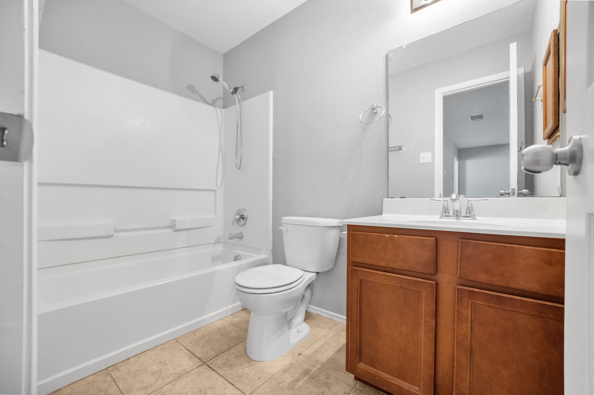  Photo 44