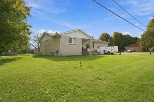  Photo 46