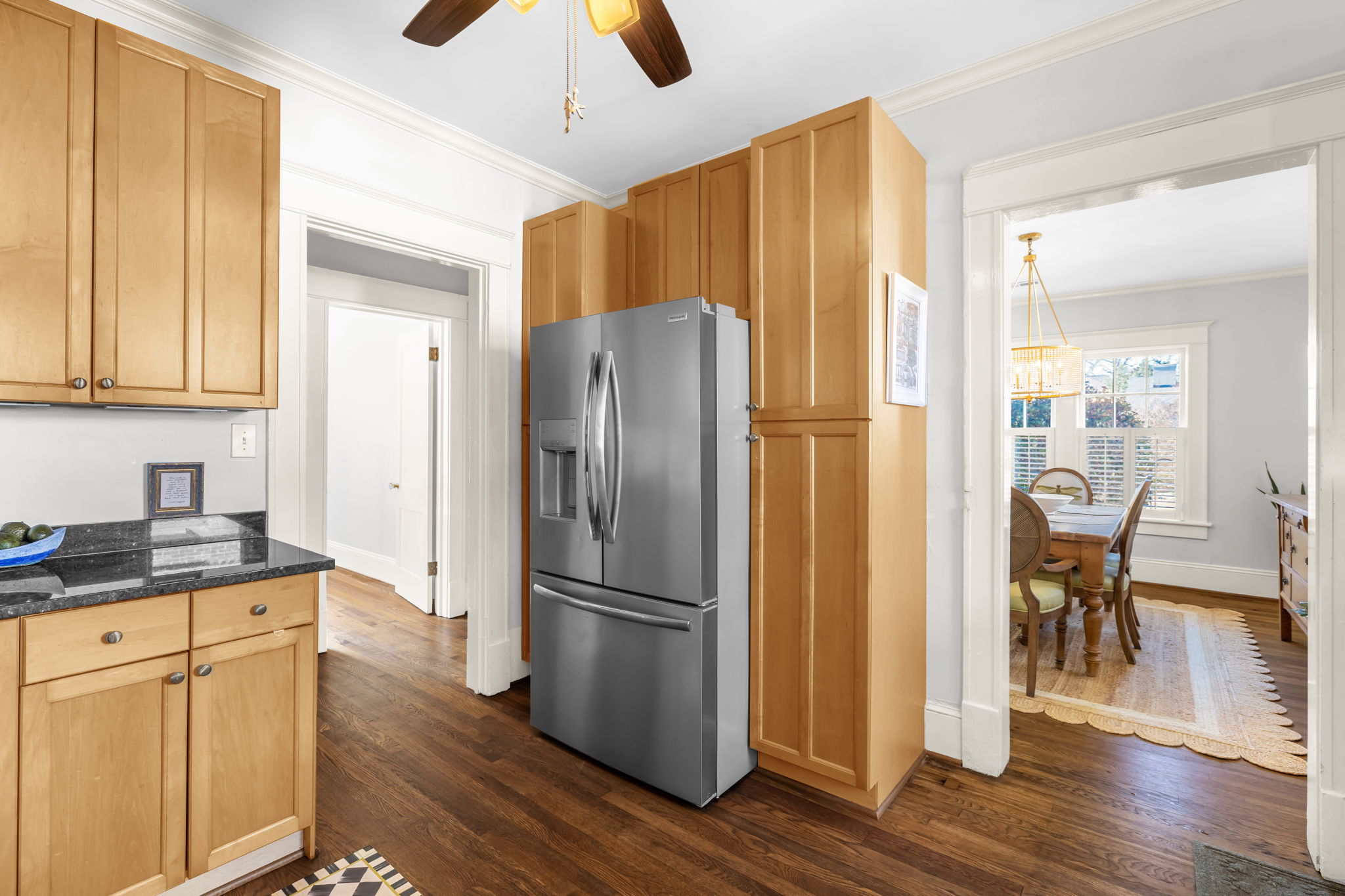 304 N tremondt Dr-13