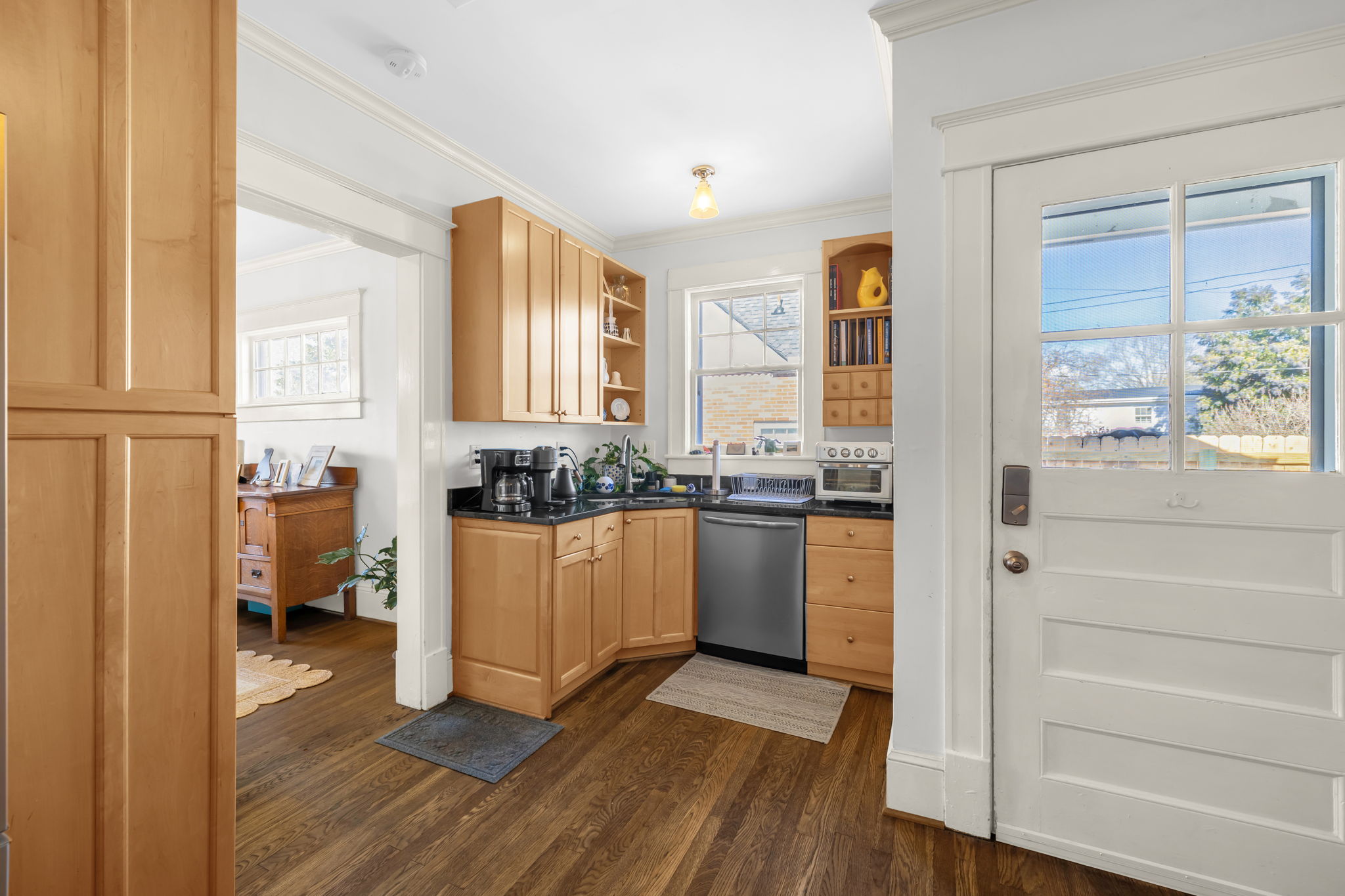 304 N tremondt Dr-14