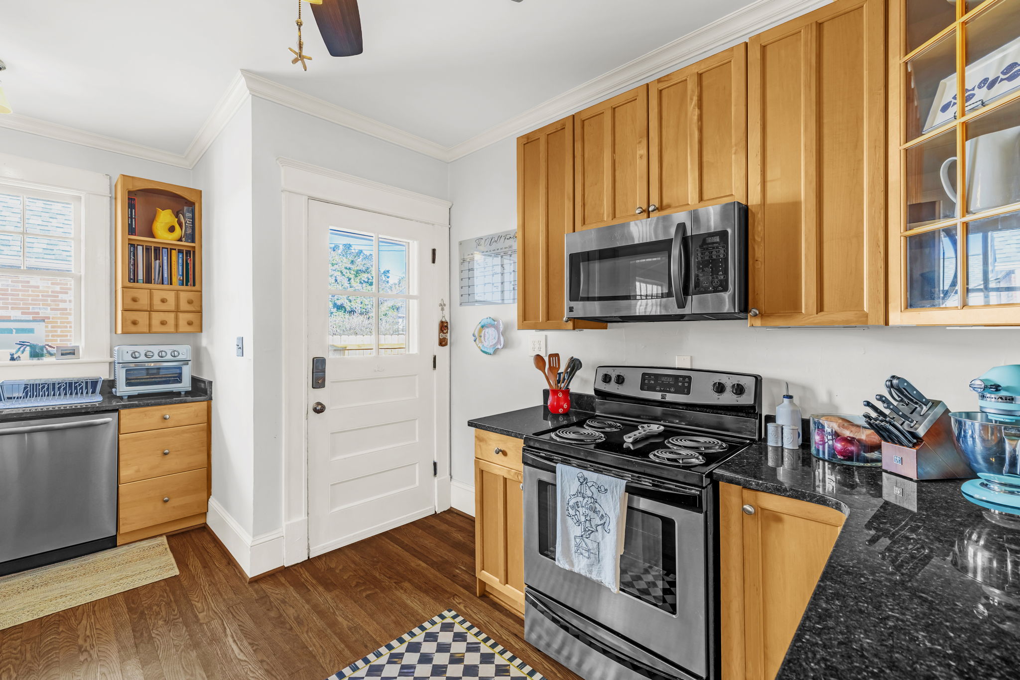 304 N tremondt Dr-15