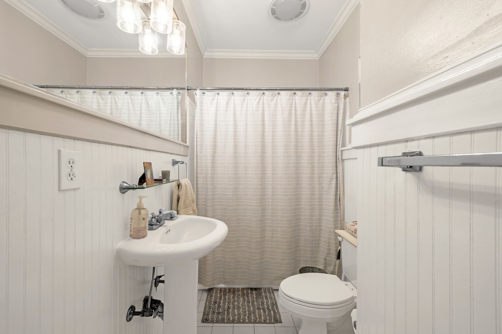 304 N tremondt Dr-24