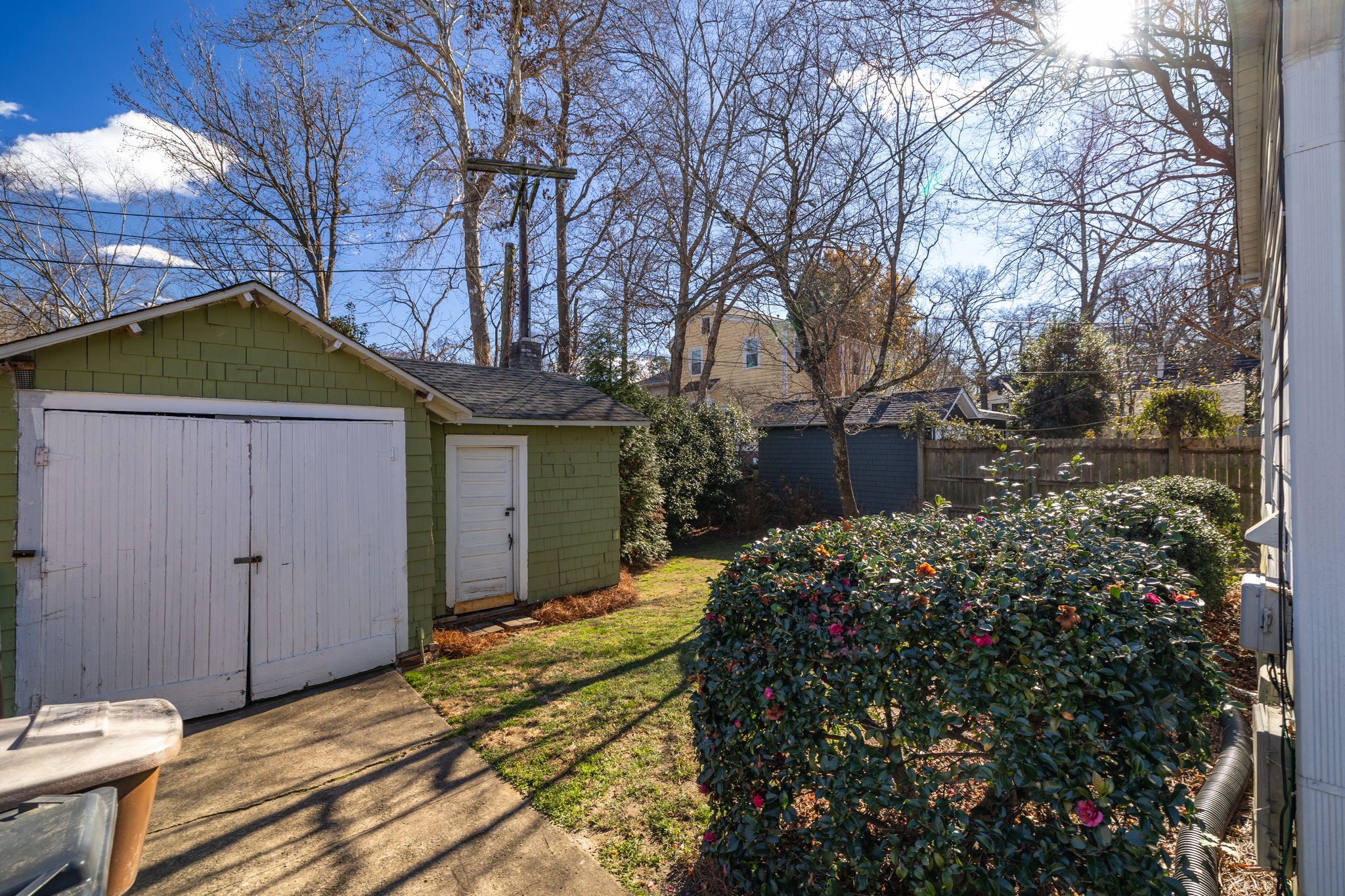 304 N tremondt Dr-29