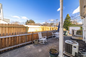 304 N tremondt Dr-27