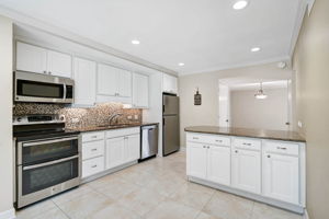 304 Pine Run Dr - NEW-16