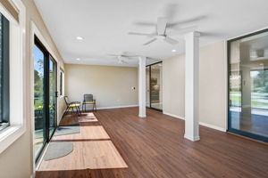 304 Pine Run Dr - NEW-25