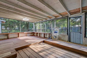 Screened-in Porch