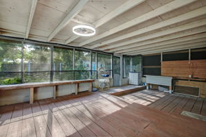Screened-in Porch