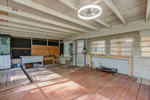 Screened-in Porch