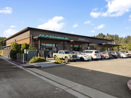 Scotts Village Shopping Center