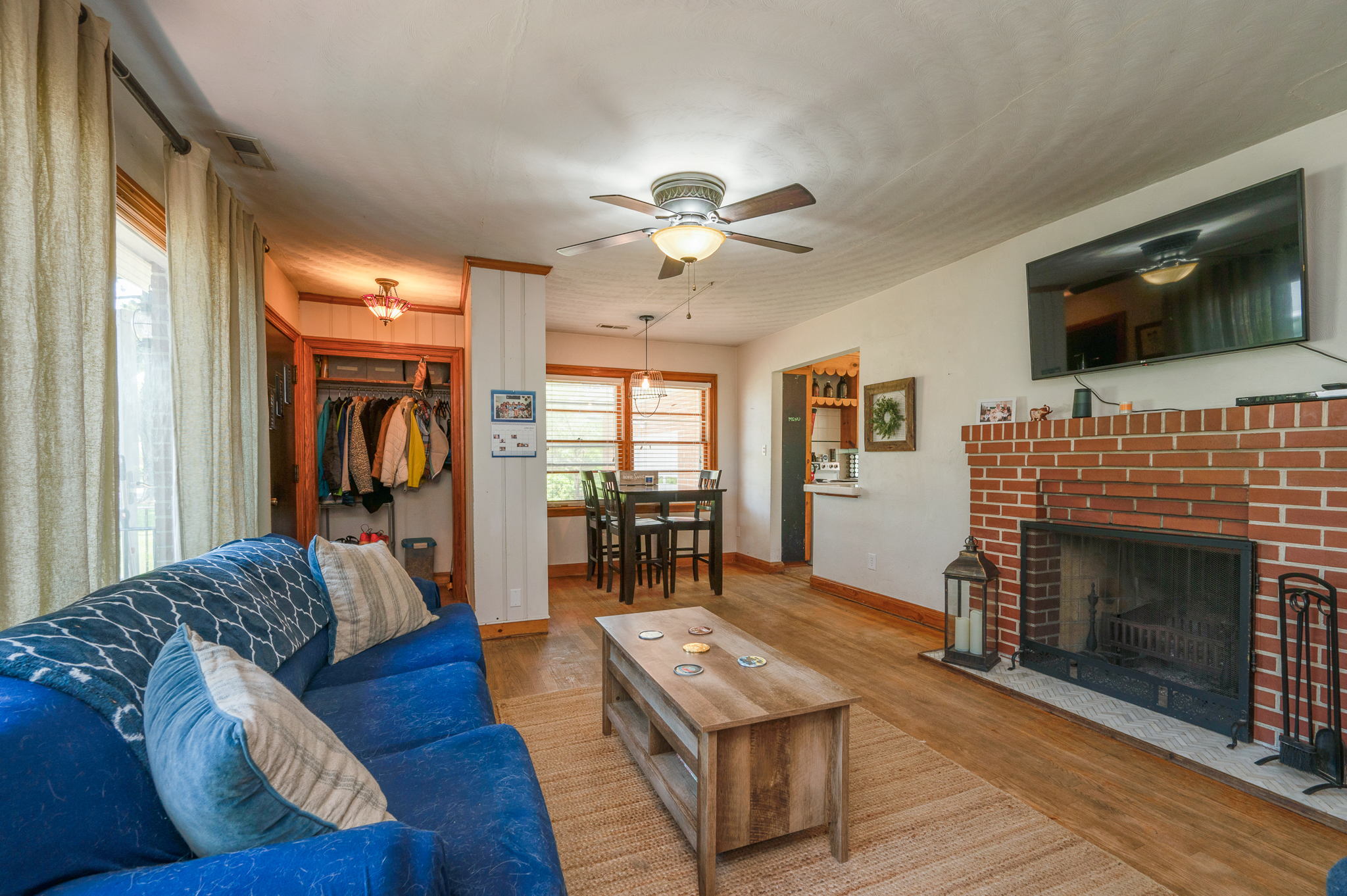 304 W McGinnis Cir, Norfolk, VA 23502, USA Photo 6