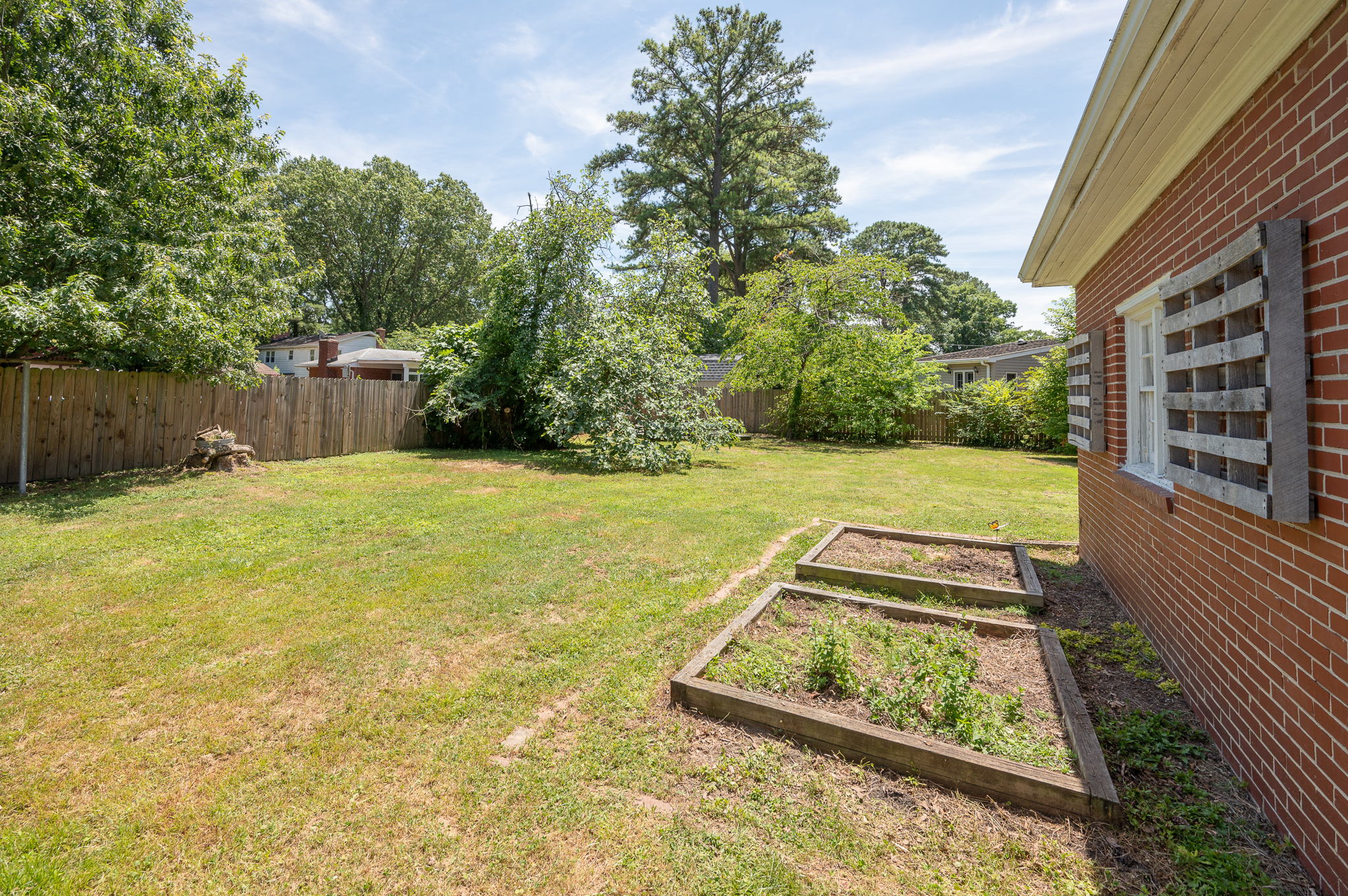 304 W McGinnis Cir, Norfolk, VA 23502, USA Photo 16