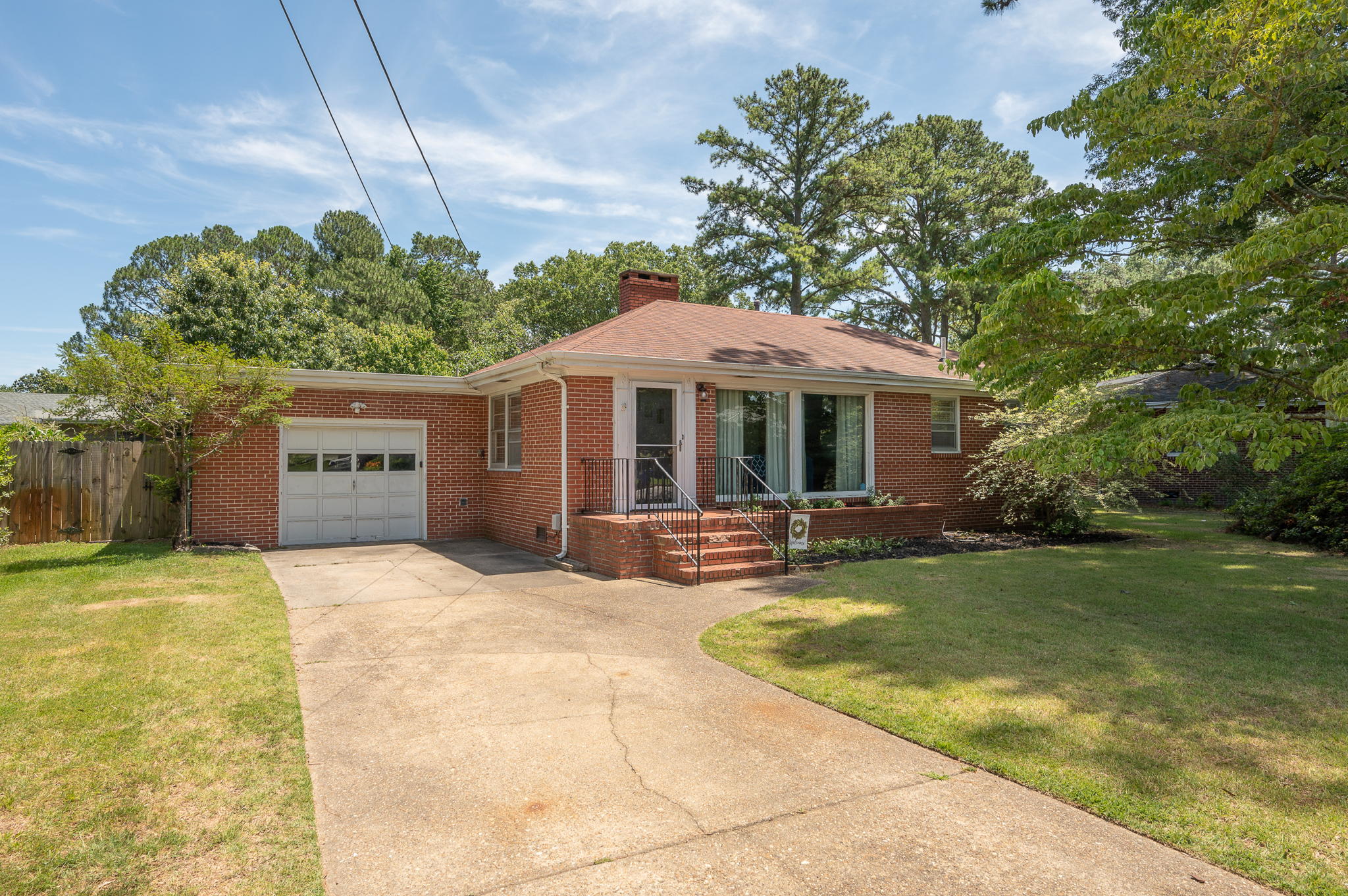 304 W McGinnis Cir, Norfolk, VA 23502, USA Photo 1