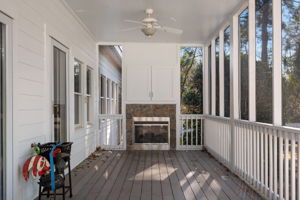 3040-Creek-Rd-Screened-Porch