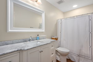 3040-Creek-Rd-TL-Hall-Bath-South